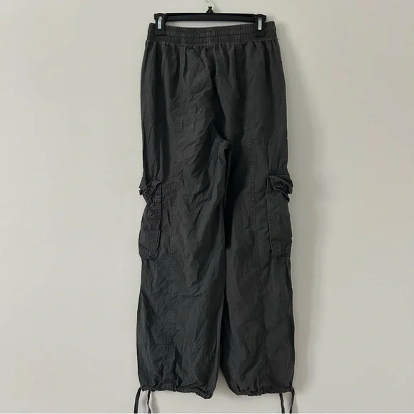 Aerie High Waisted Go For It Baggy Cargo Pants Smoked Grey XS - Picture 3 of 9